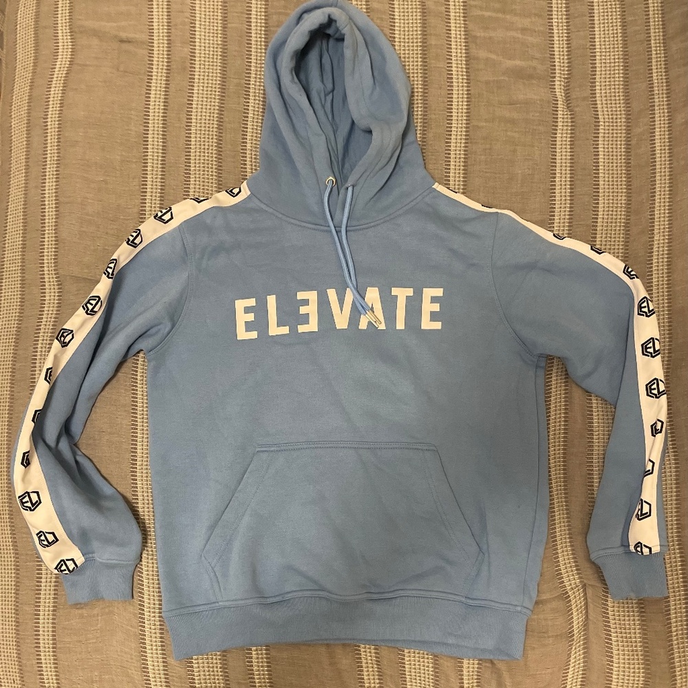 M ELEVATE FITNESS SWEATSHIRT